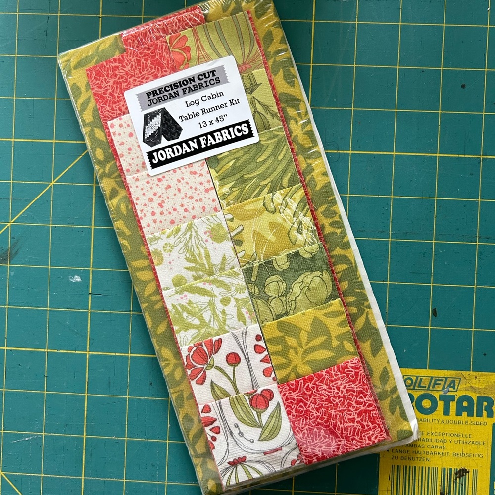 Jordan Fabrics pre cut Table Runner NWT